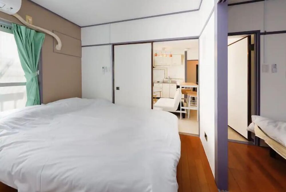 102, 6-person Accomodation, Non Smoking photo 2