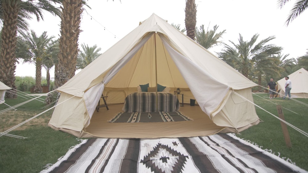 Deluxe Bell Tent, 1 Full Bed photo 1