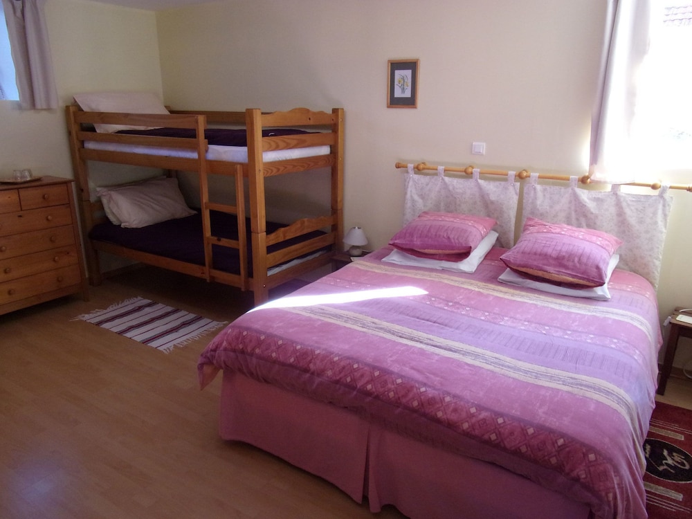 Room (Vienne) photo 1