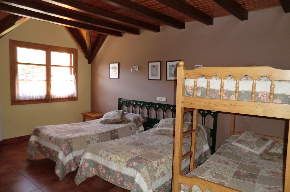 Family Quadruple Room photo 3