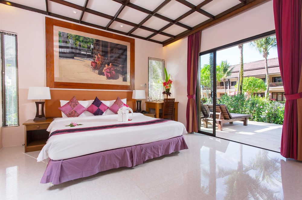 Garden View Bungalow