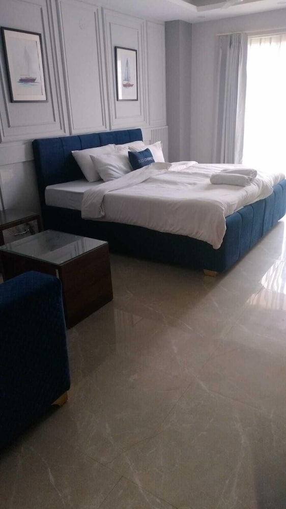 Basic Single Room