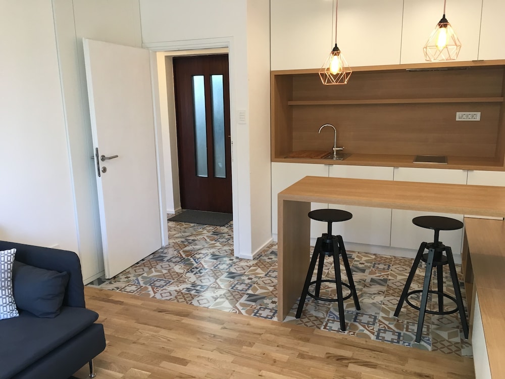 Comfort Apartment, 1 Bedroom, Garden View, Beachside photo 3