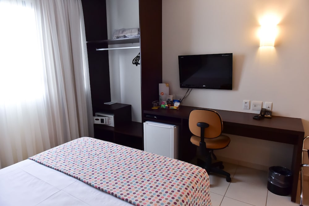 Superior Room, 1 Queen Bed, Non Smoking - Photo 2