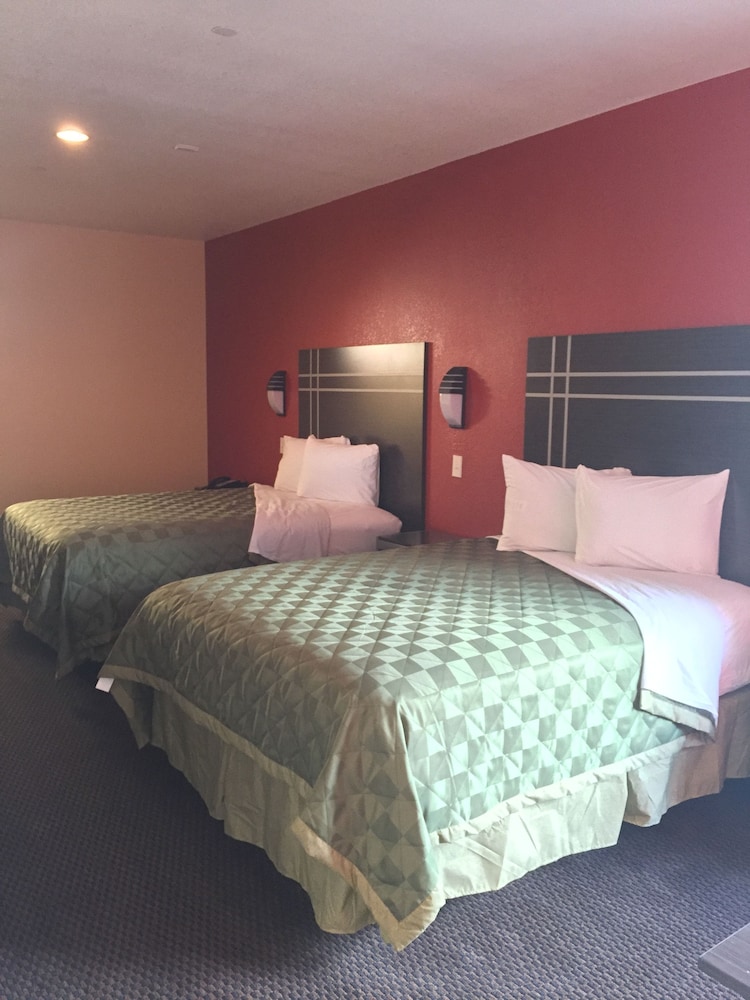 Deluxe Room, 2 Queen Beds, Non Smoking, Kitchenette