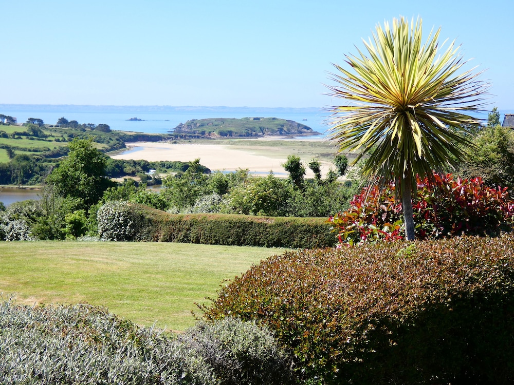 Romantic Cottage, Sea View photo 2