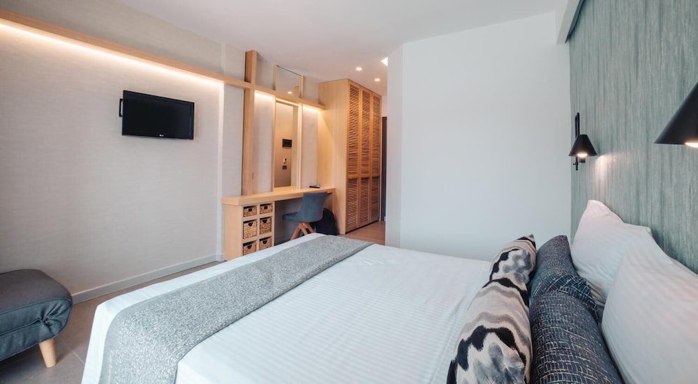 Double Room, Mountain View - Photo 13