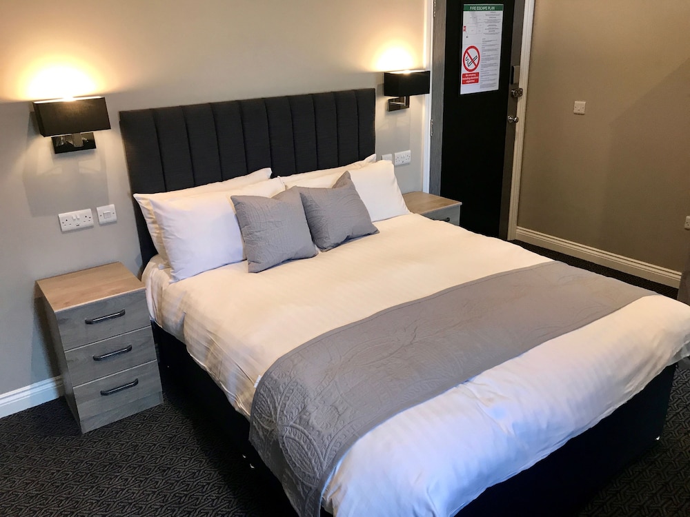 Raven Hotell, Bilde 21