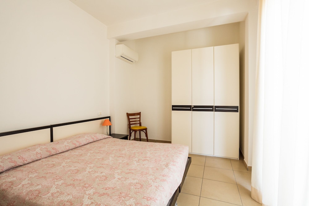 Comfort Apartment, 1 Bedroom, Air conditioning, Courtyard Area photo 3