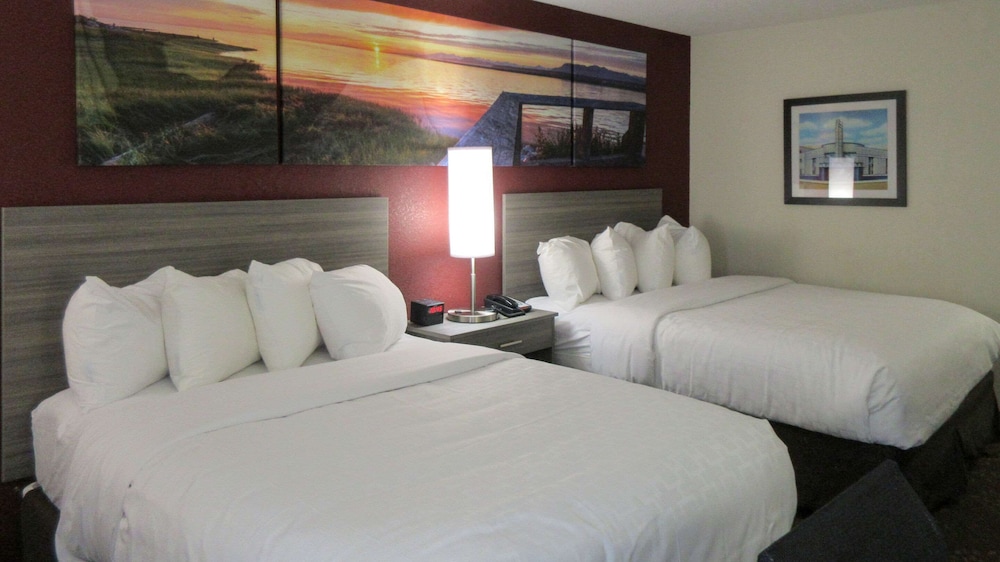 Suite, 2 Queen Beds, Non Smoking - Photo 3