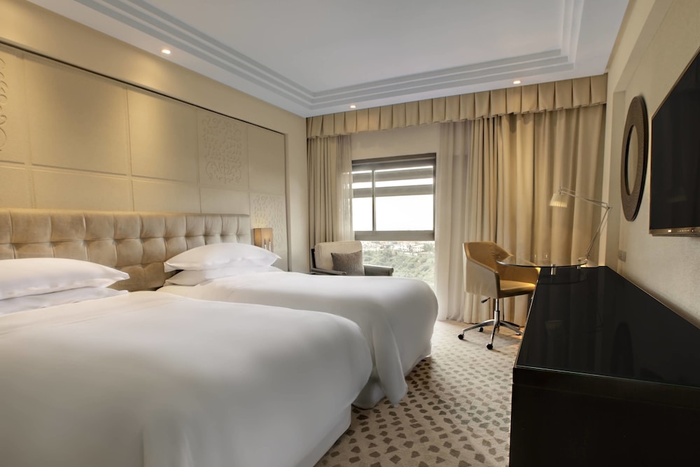 Premium Room, 2 Twin Beds - Photo 1