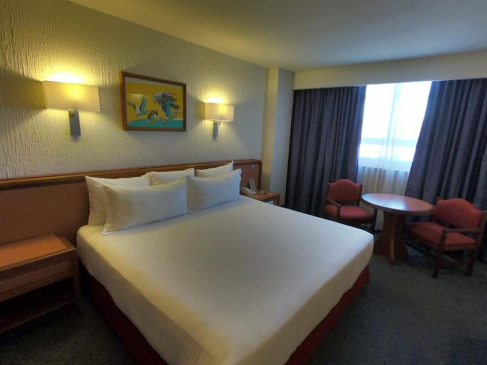 Standard Double Room, 1 King Bed photo 2