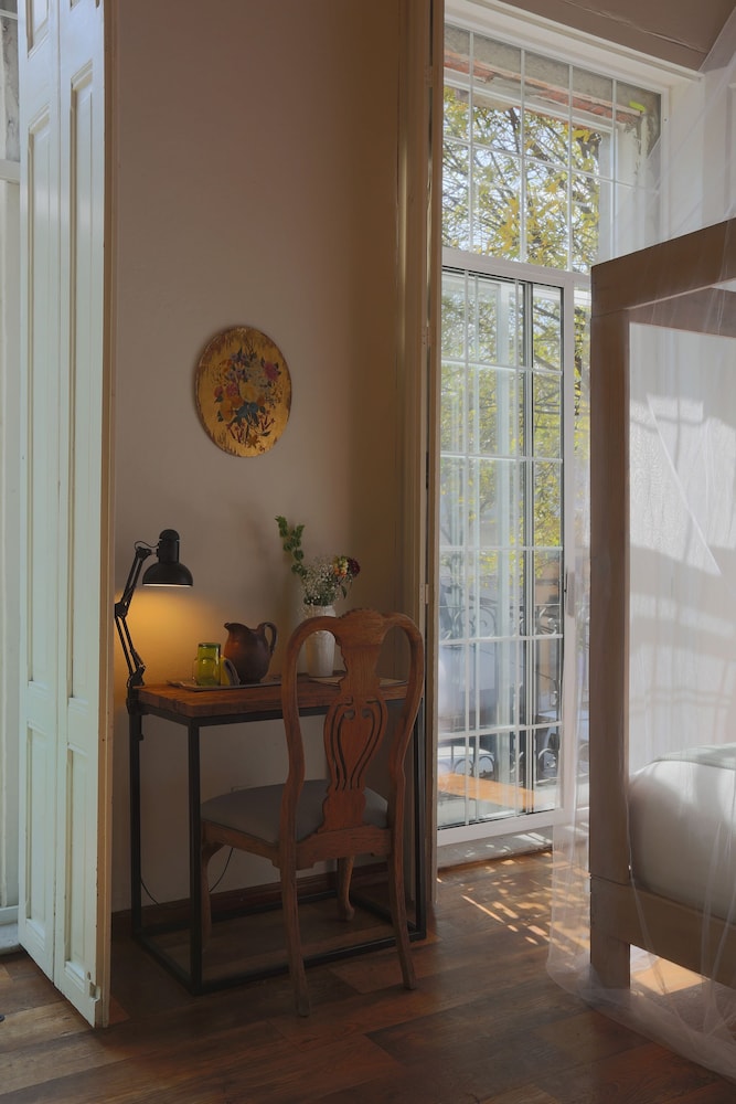 Suite Guerrero, City View