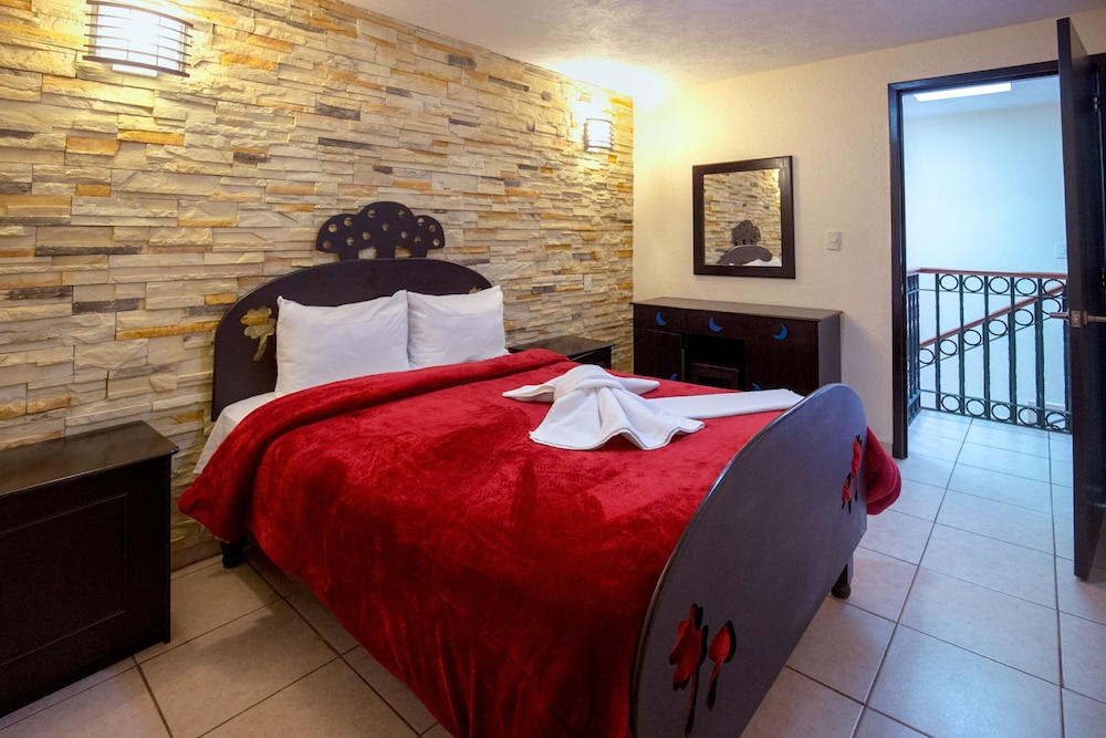 Suite 6B photo 1