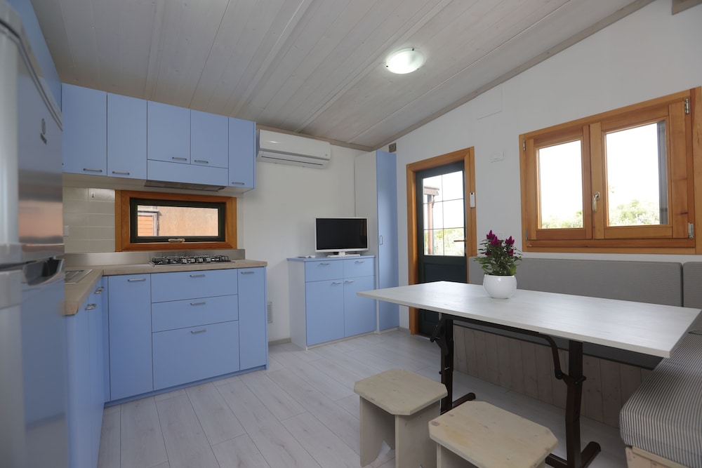 Panoramic Bungalow, Partial Sea View photo 2