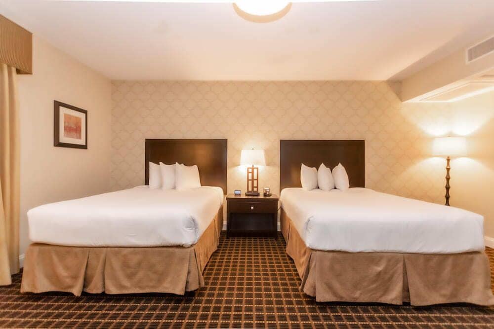 Standard Double Room, 2 Double Beds - Photo 2