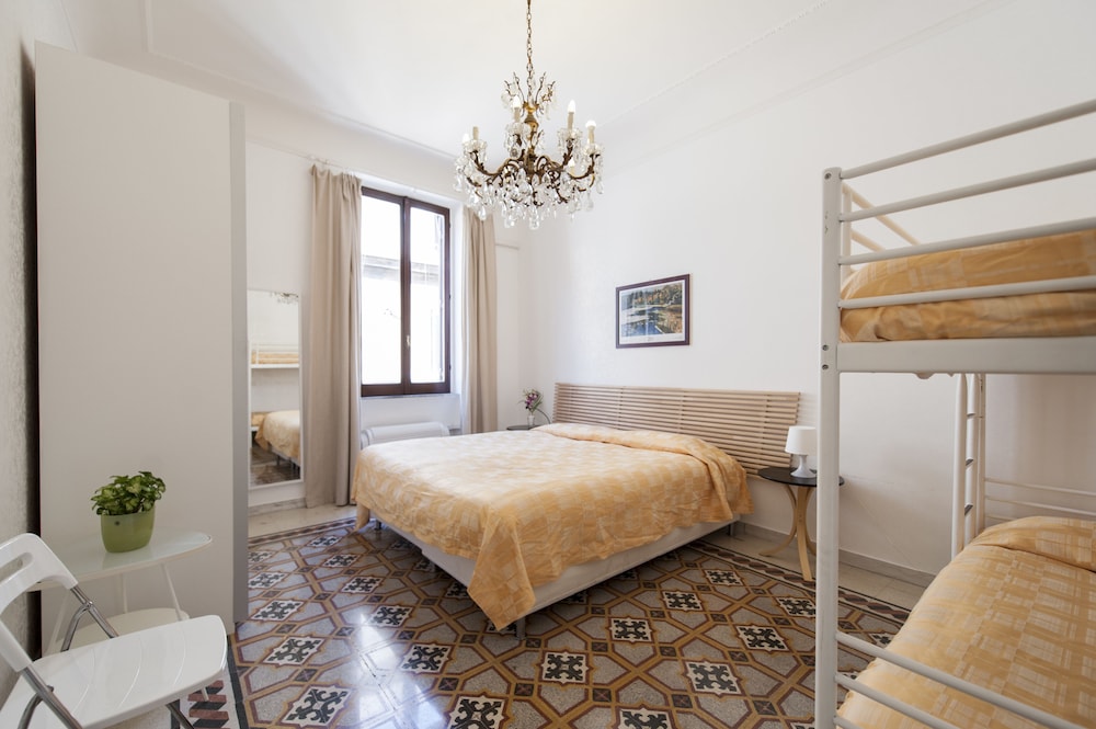 Apartment, 2 Bedrooms (G)