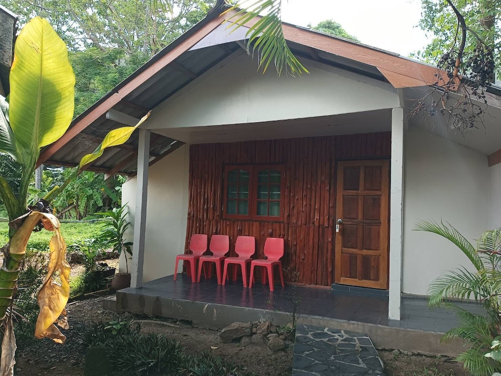 Deluxe Family Bungalow