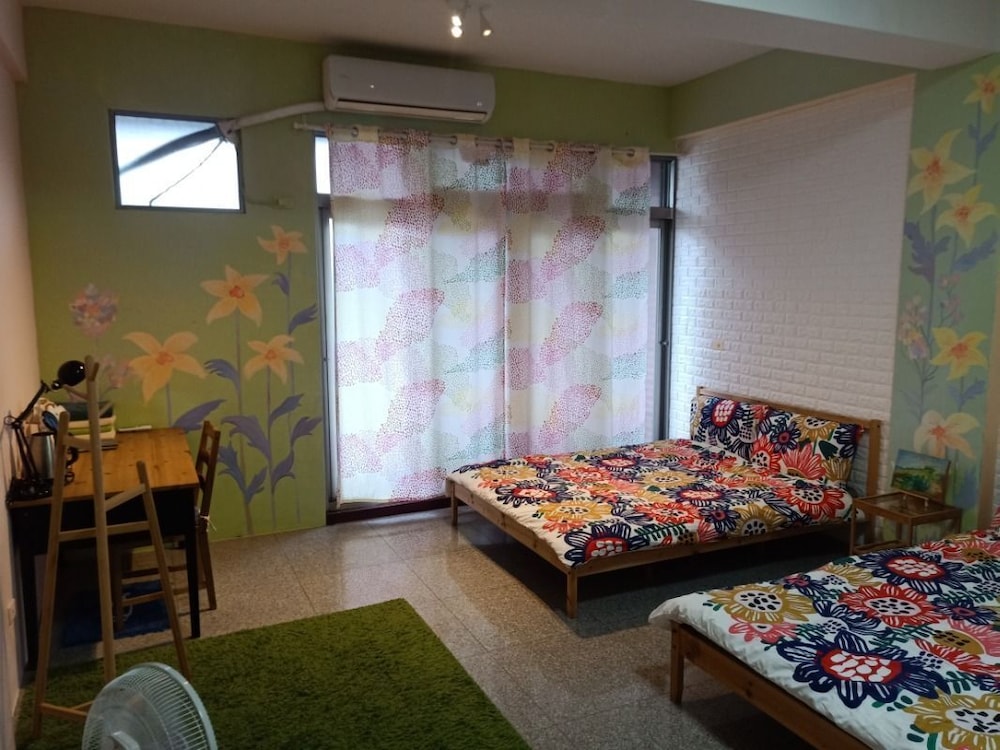 Family Room photo 1