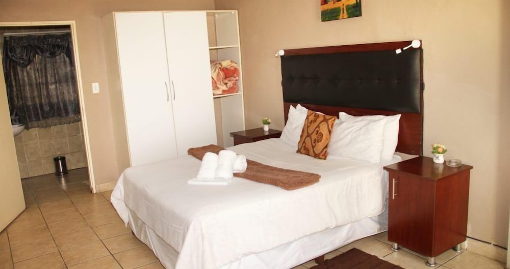 Standard Double Room photo 1