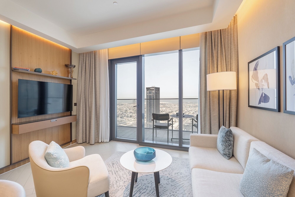 Deluxe Apartment, 1 King Bed, Non Smoking, City View photo 1