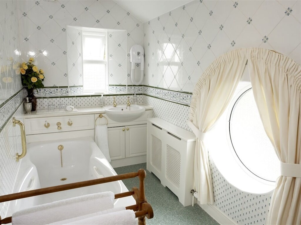 Luxury Double Room, Ensuite (English Country ) photo 2