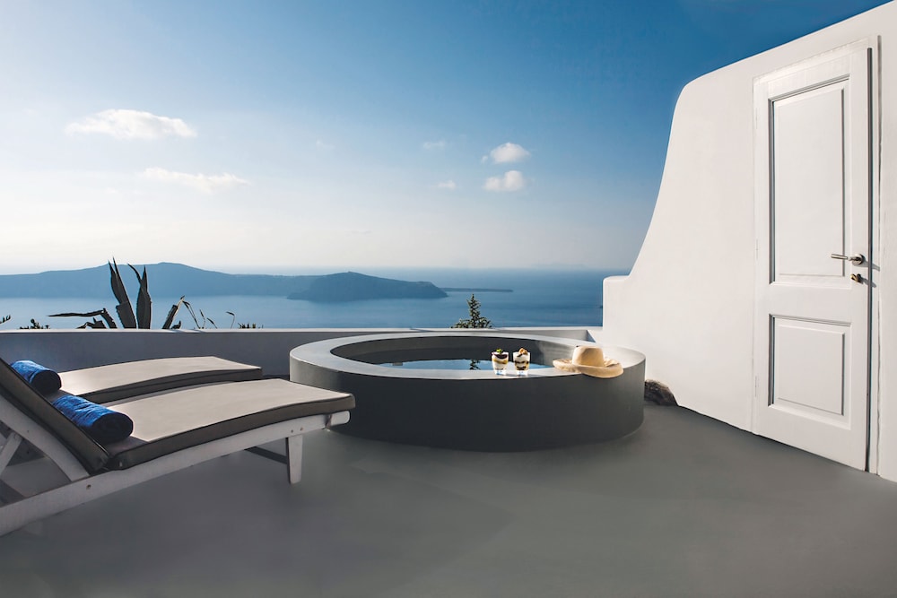 Honeymoon Room
