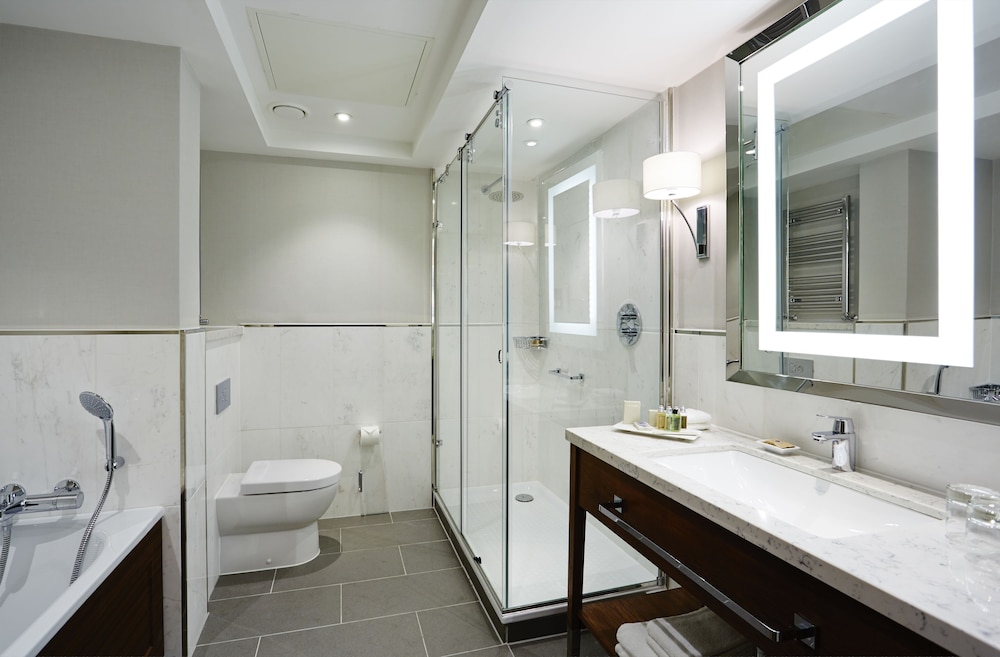 Junior Suite, 1 Bedroom - Photo 3