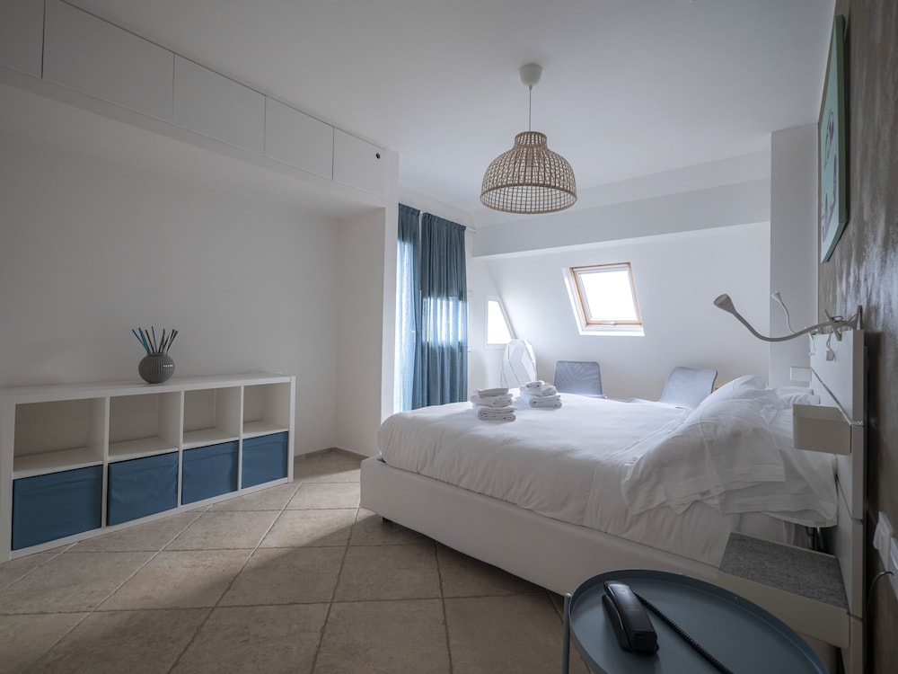 Apartment, Beachfront photo 2