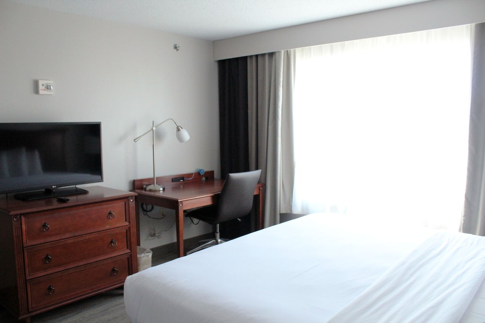 King One Bedroom photo 3
