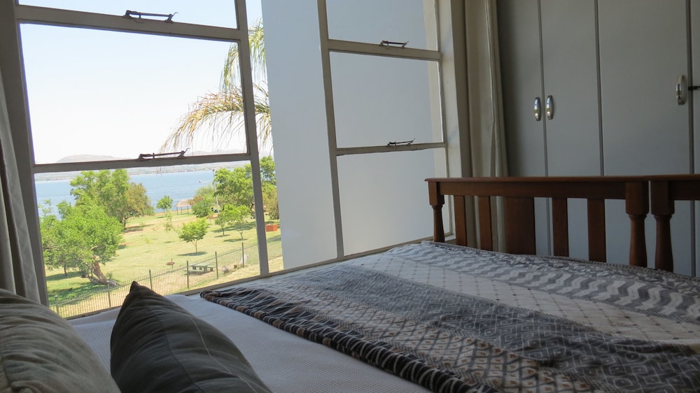 Luxury Loft, 1 King Bed photo 2