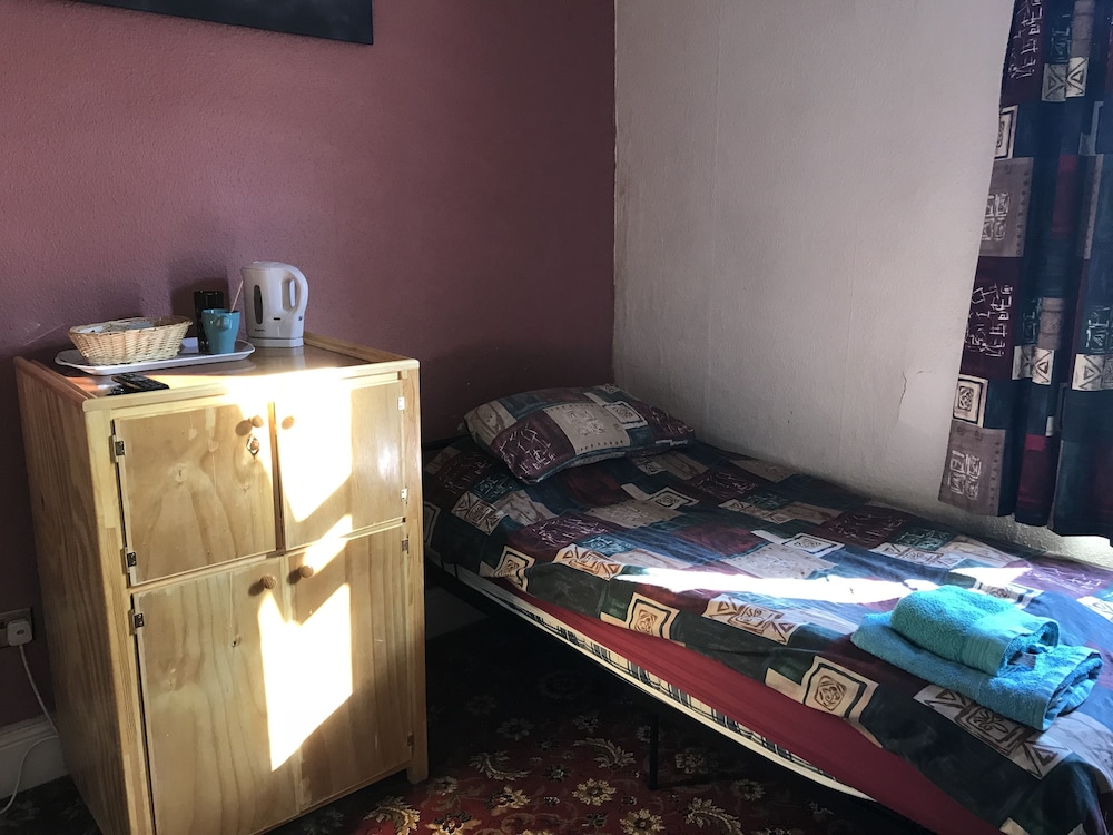 Single Room photo 1