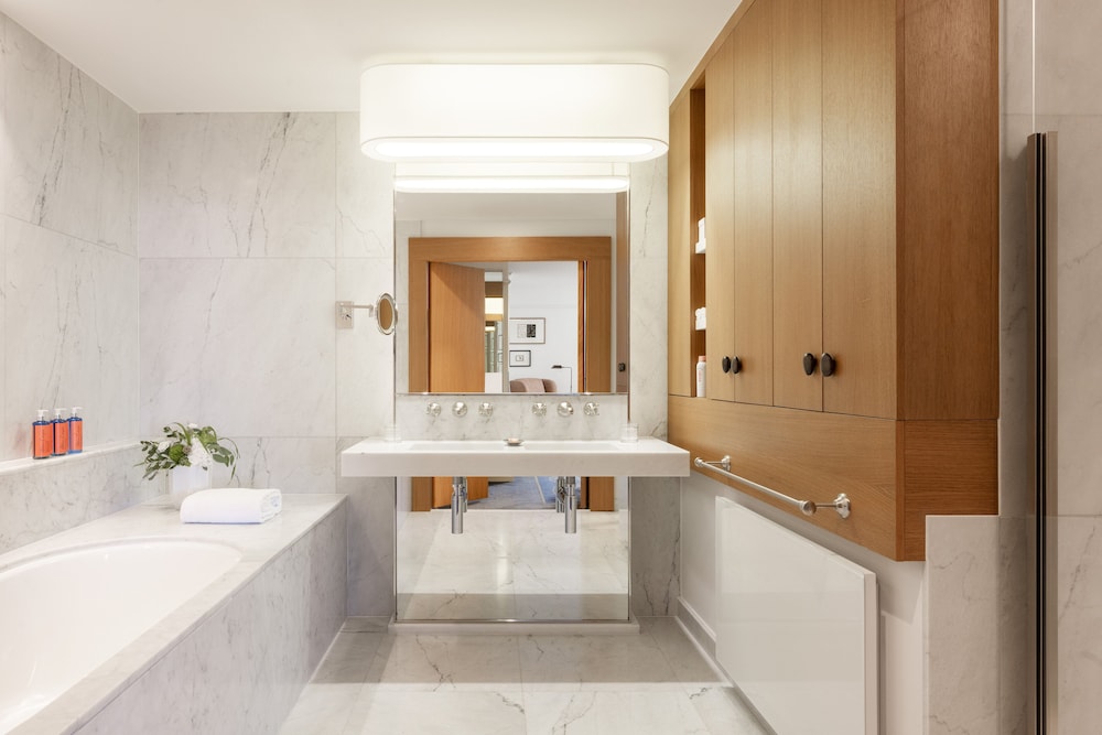 Suite, 2 Bedrooms (Edward VII) photo