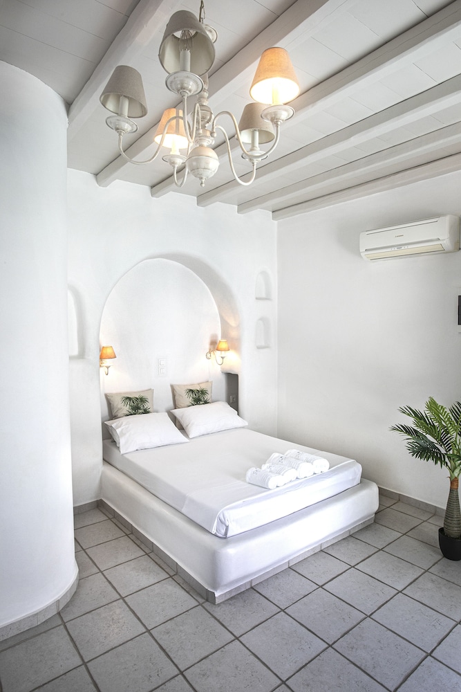 Standard Double or Twin Room (Double or Twin)