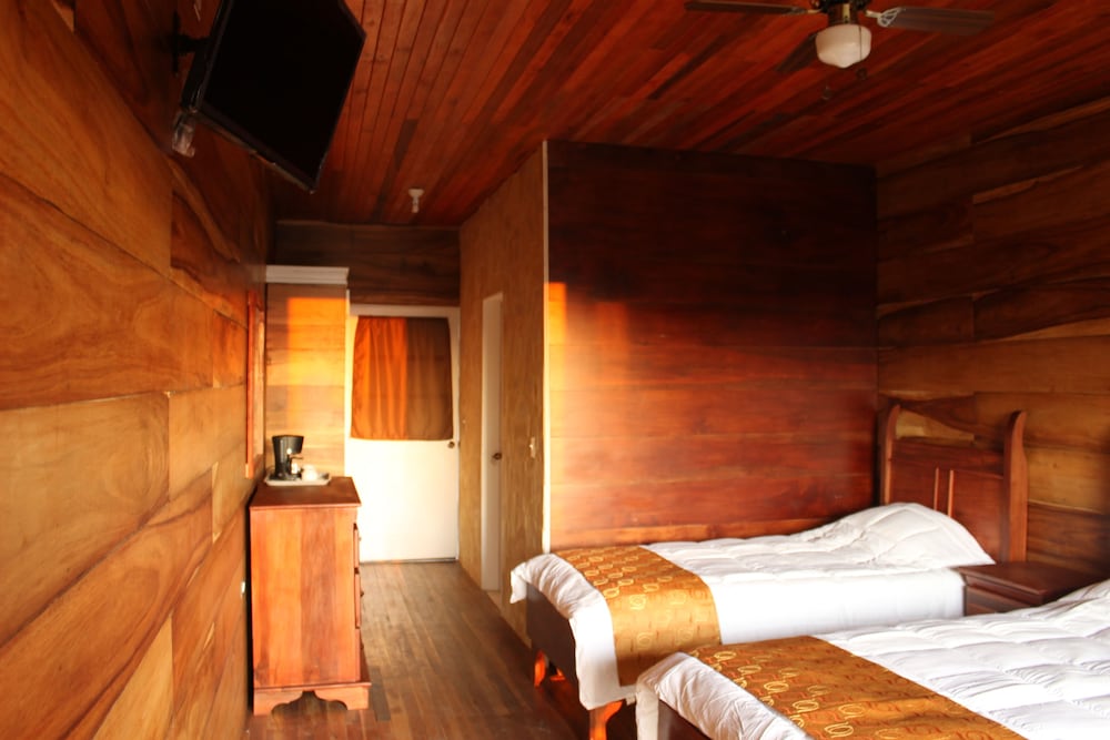 Superior Triple Room, Mountain View photo 3