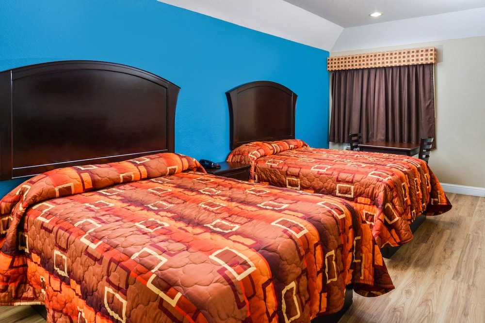Double Room, 2 Double Beds, Non Smoking