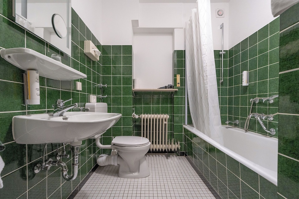 Standard Triple Room photo 2
