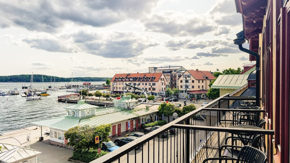King Superior Seaview and Balcony photo 1