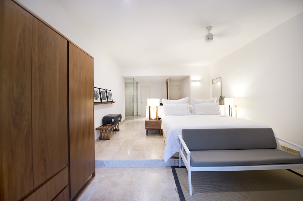 Room, 1 King Bed, Non Smoking (casita)