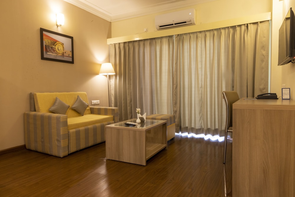 Premium Studio Suite, 1 Bedroom, City View - Photo 1