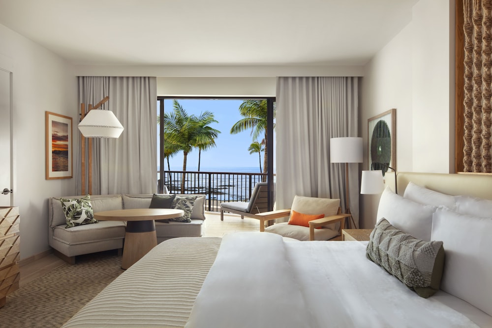 Room, 1 King Bed, Oceanfront