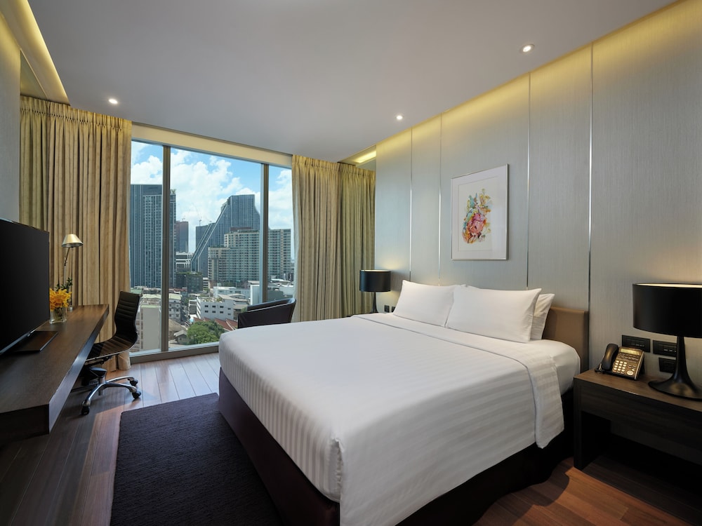 Club Room (Lounge Access) - Photo 4