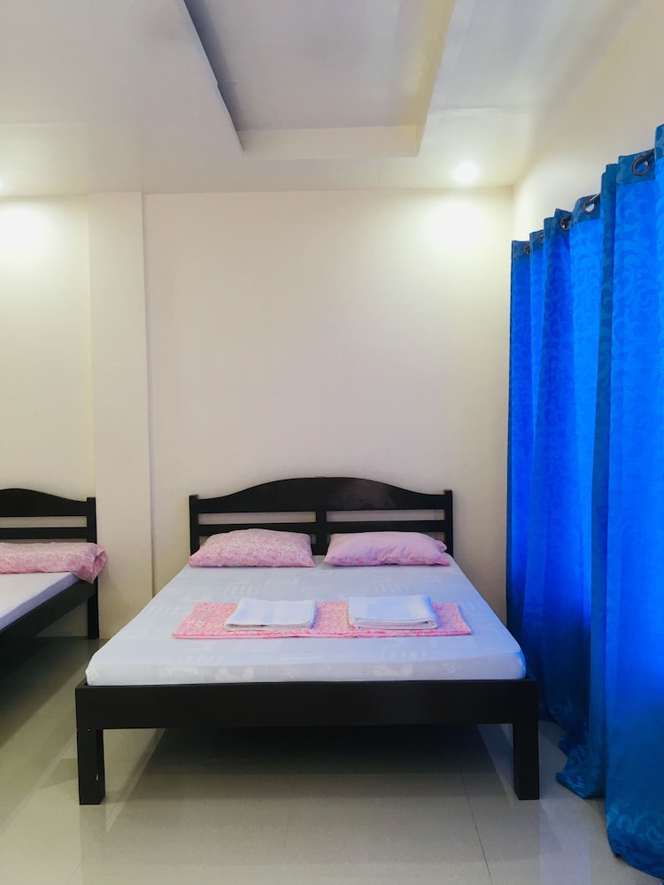 Deluxe Suite, Multiple Bedrooms, Sea View, Beachside photo 1
