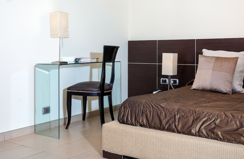 Deluxe Triple Room (2 adults+ 1 child) photo 3