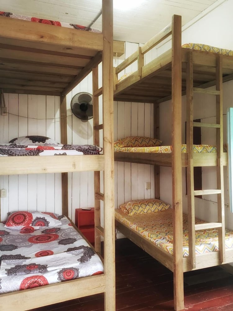 Shared Dormitory, Mix Dorm, 6 Guests - La Curva photo 3