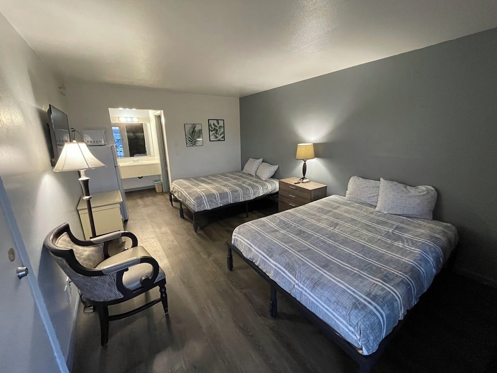 Basic Double Room