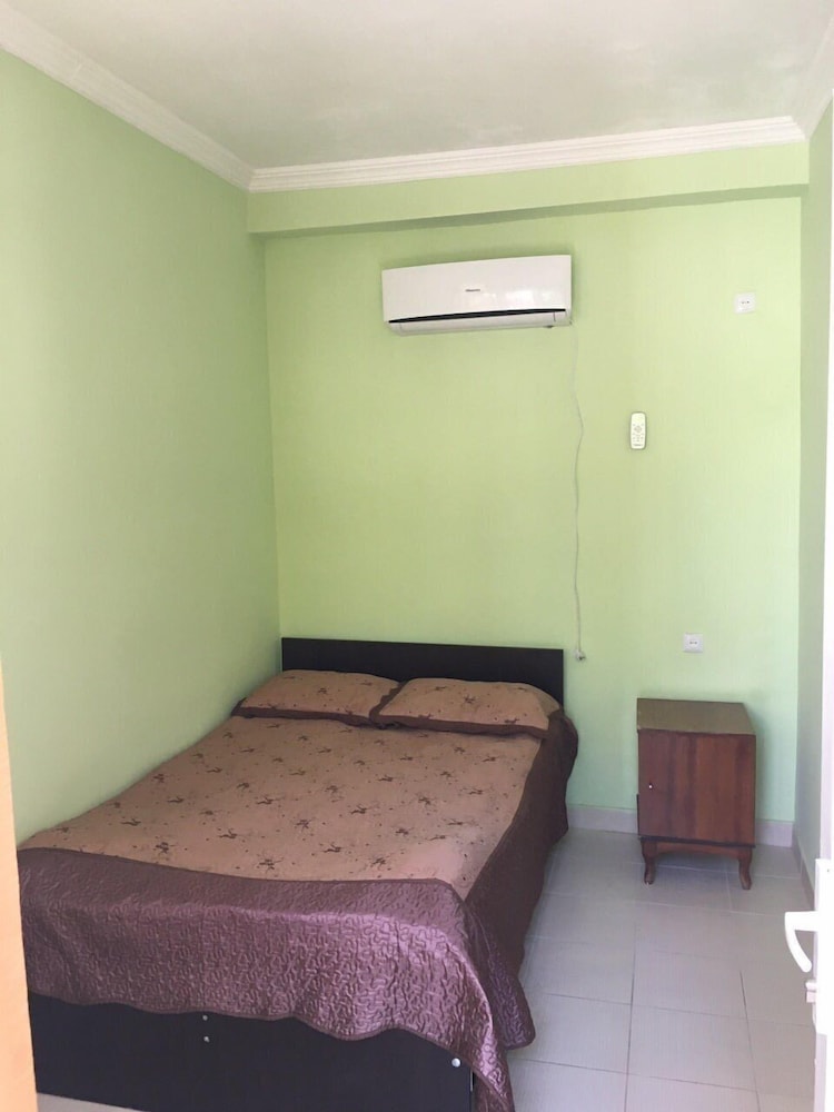 Basic Triple Room photo 1