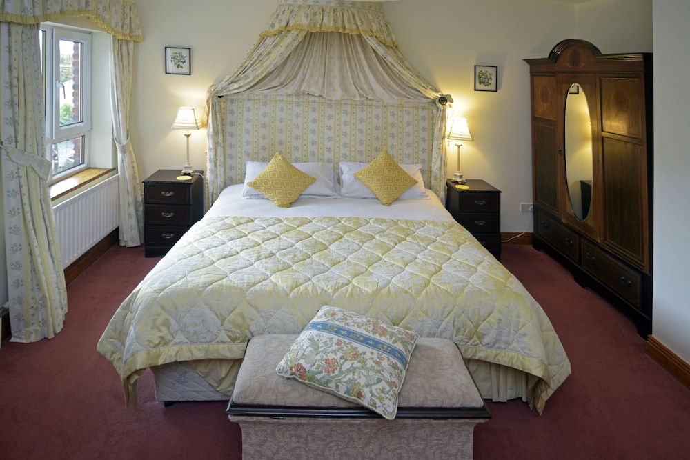 Deluxe Double Room, 1 King Bed, Garden View photo 1