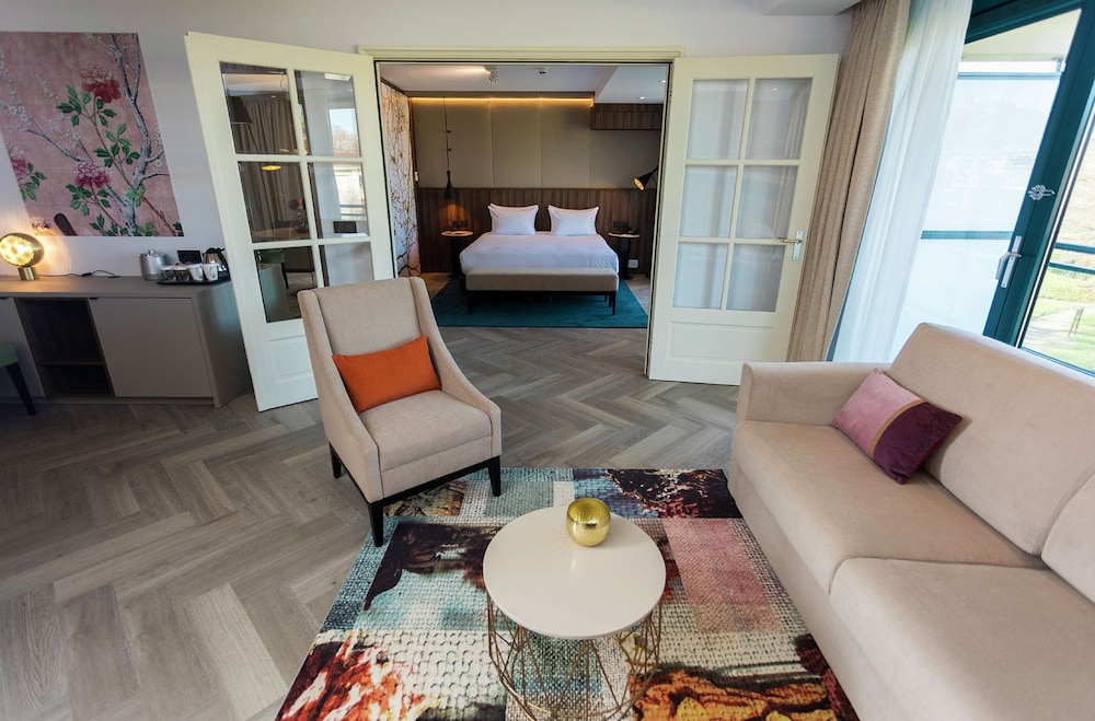 Suite, 1 Bedroom photo 3