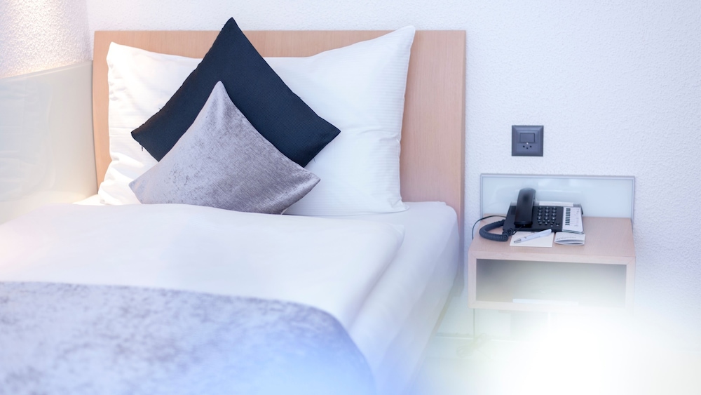 Small Single Room